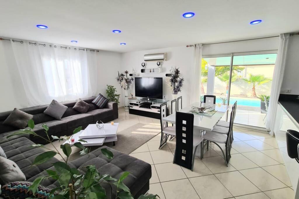Villa Piscine De La Garrigue Florensac 외부 사진
